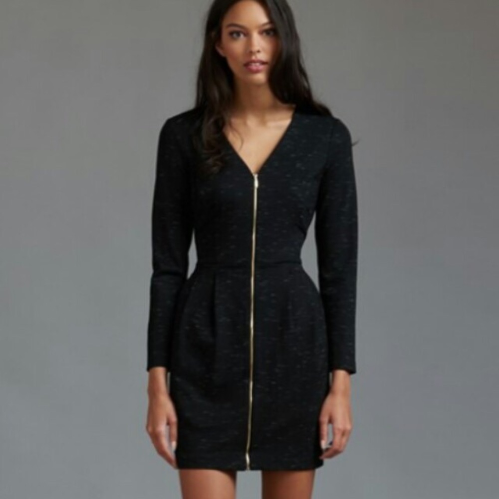 Dynamite tulip dress with front zipper